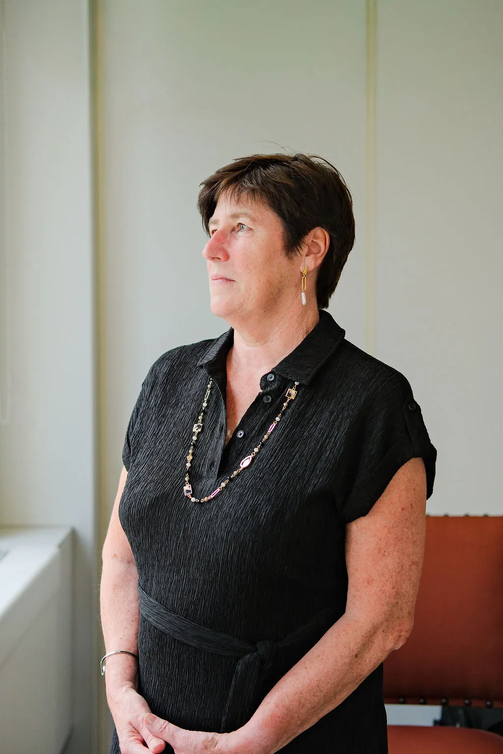 Carine Flamend in het kantoor