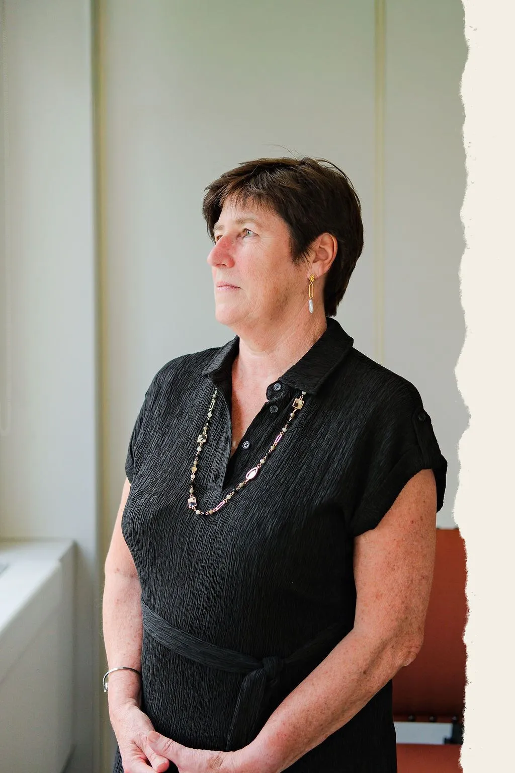 Carine Flamend in het kantoor